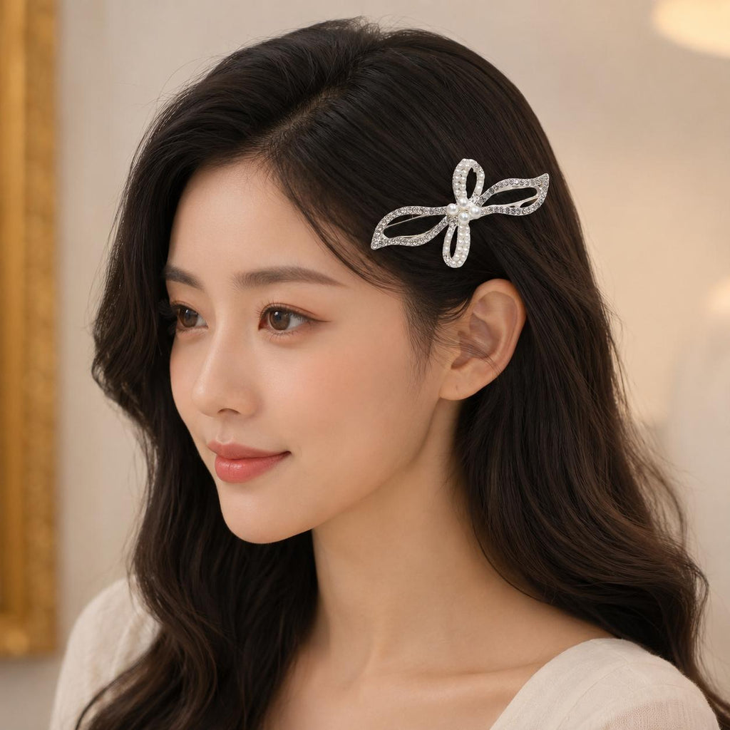 Presilha Laço com Pérolas e Zircônias Elegante | Grampo Dourado e Prateado para Cabelo Uso Diário e Festas