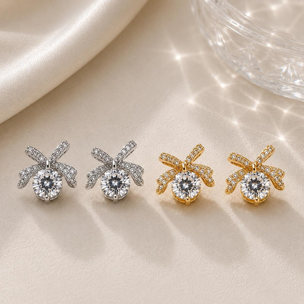JM Collection Brinco Laço com Zircônia Central Dourado e Prata Acabamento Premium Zircônia Brilhante Elegância e Versatilidade
