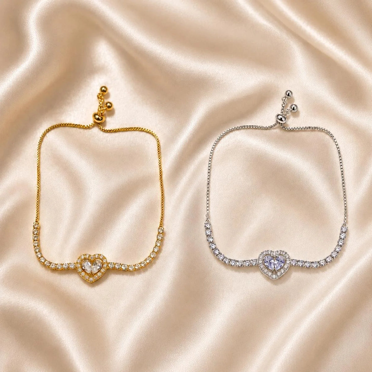 Pulseira Ajustável Coração com Duas Pedras Zircônia e Corrente Cheia de Cristais | Pulseira Feminina Dourada e Prateada Acessório Romântico para Presente