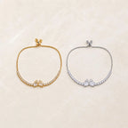 Pulseira Ajustável Laço com Dois Corações e Zircônias Brilhantes | Pulseira Feminina Dourada e Prateada Acessório Elegante para Presente