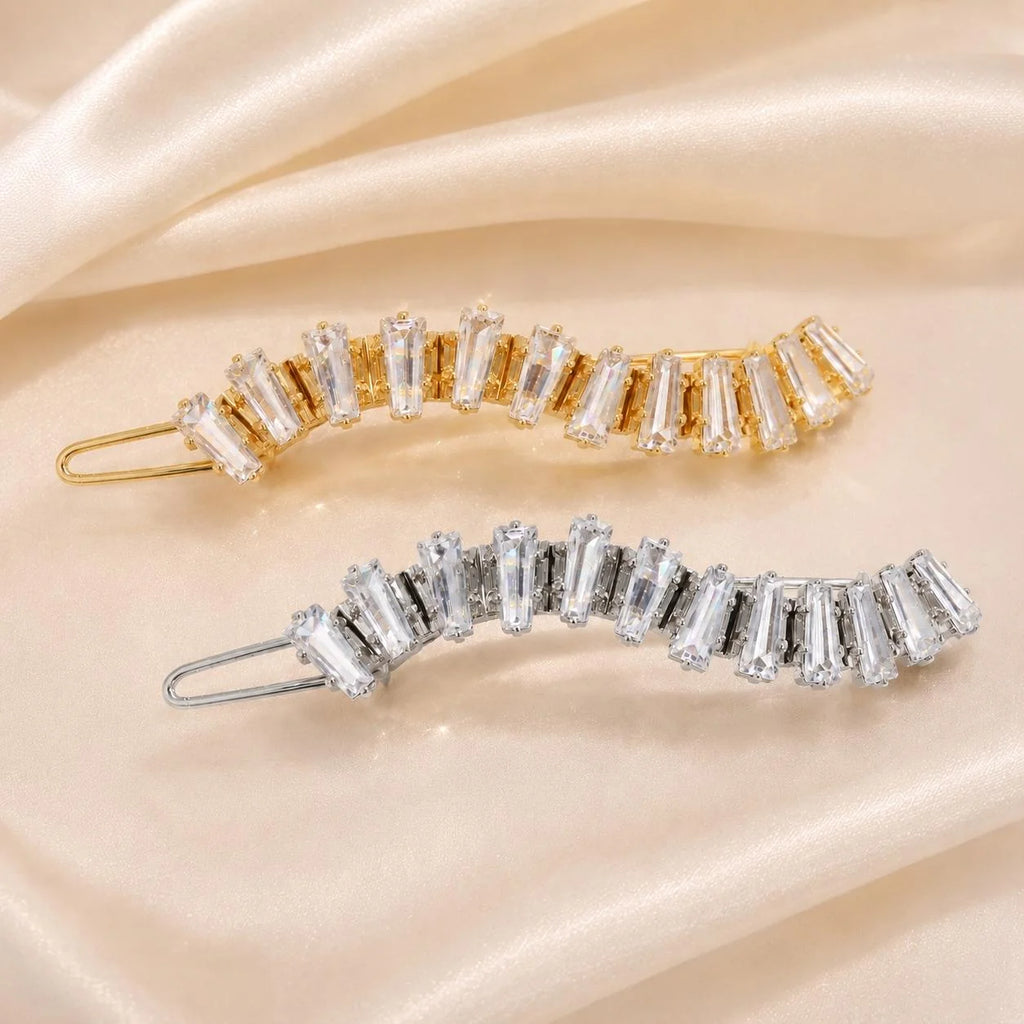 Presilha de Cabelo Curva com Zircônias Retangulares | Grampo Elegante Dourado e Prateado para Dia a Dia e Festas