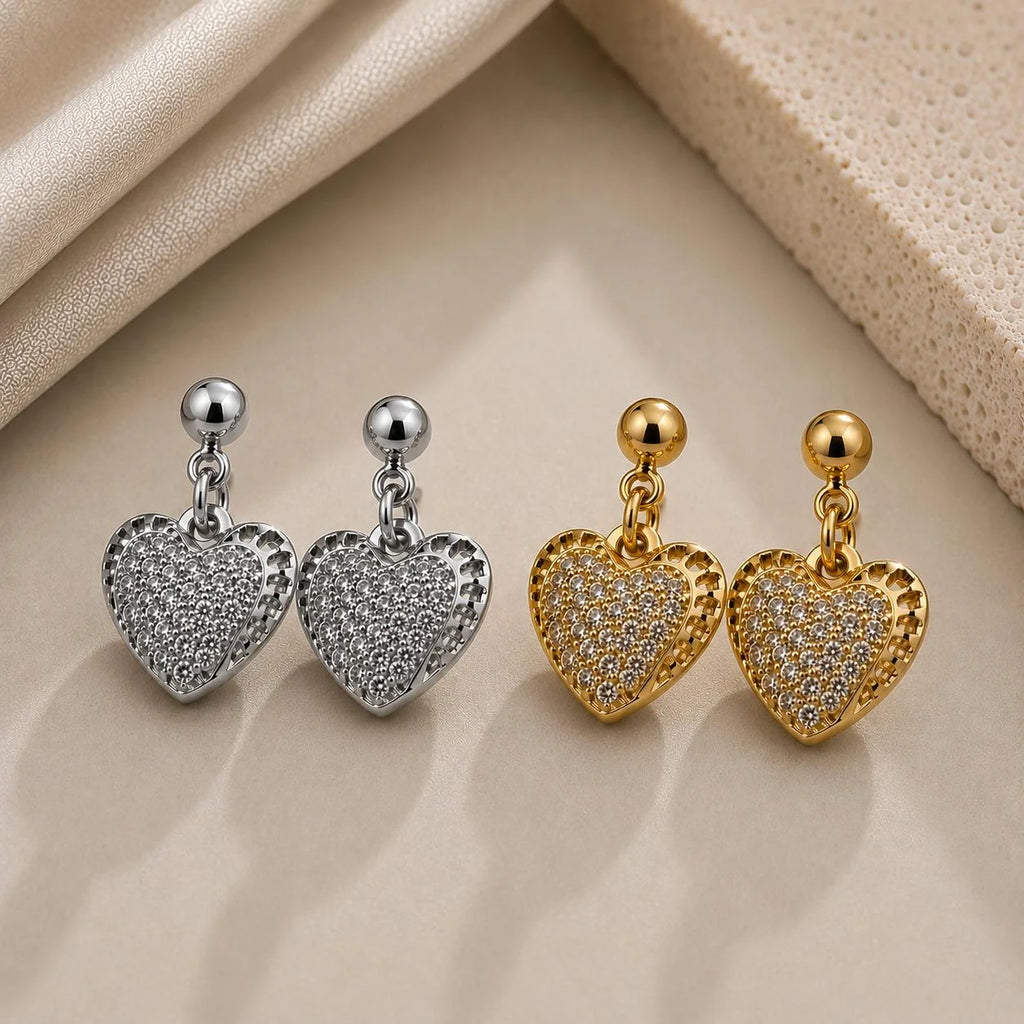 Brinco Coração em Zircônia Luxo - Elegância e Glamour com Design Delicado e Zircônias Brilhantes para Mulheres Charmosas