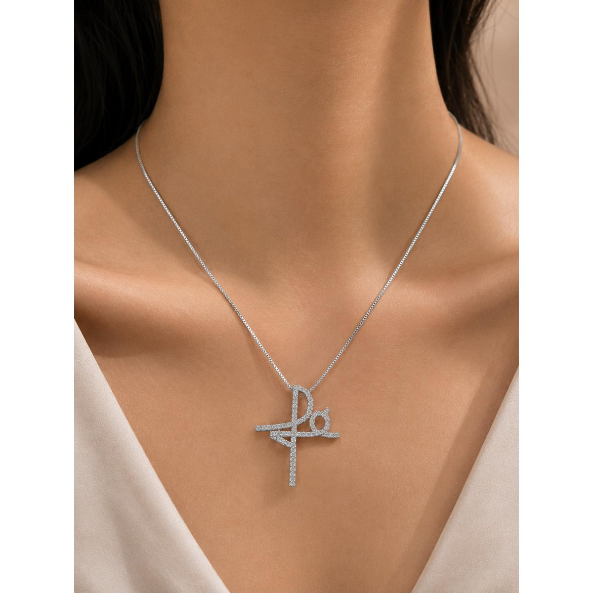 Colar Pingente Signo Áries Cravejado de Zircônias