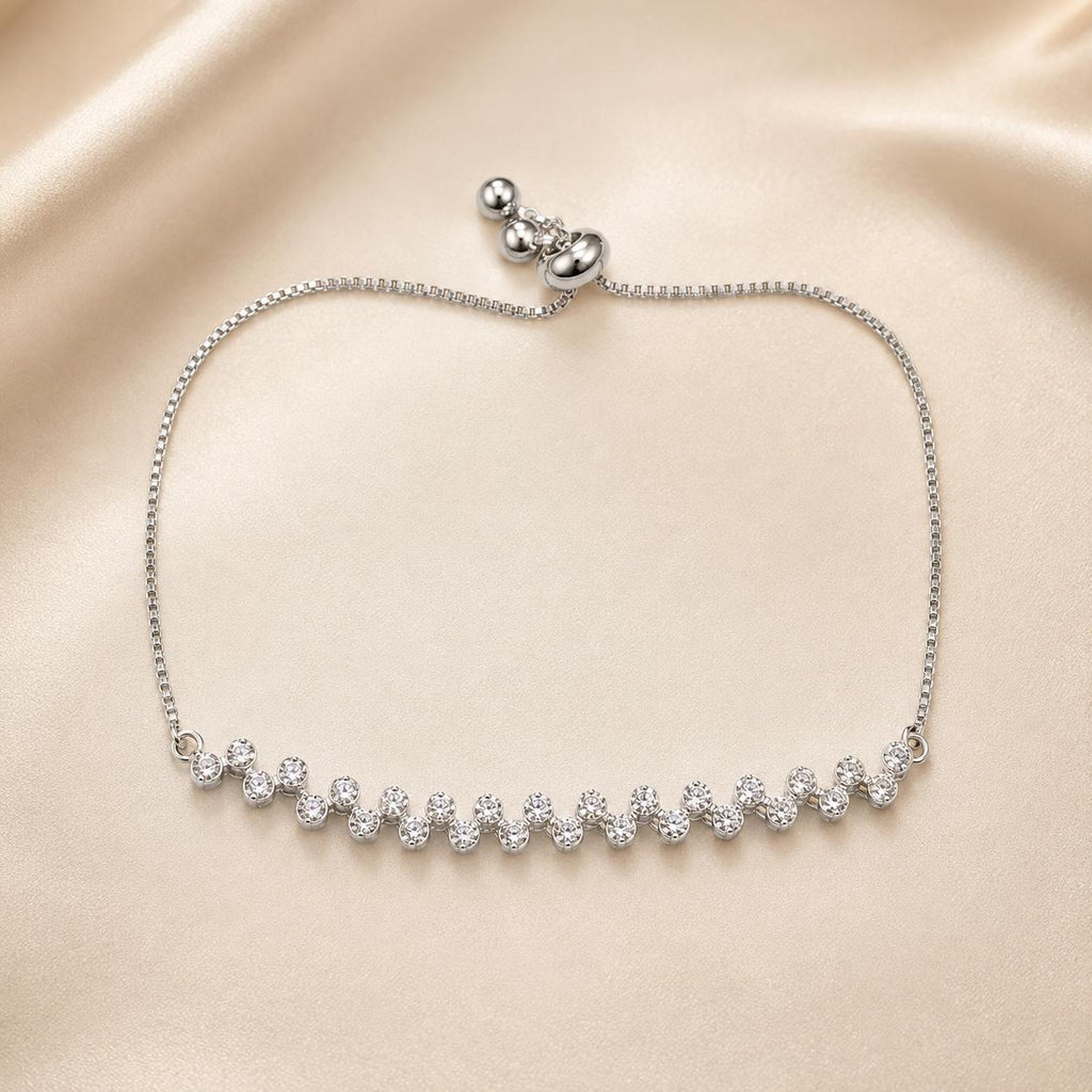Pulseira Ajustável Fileira de Flores com Zircônias Brilhantes | Pulseira Feminina Dourada e Prateada Acessório Delicado Luxuoso Presente para Mulher
