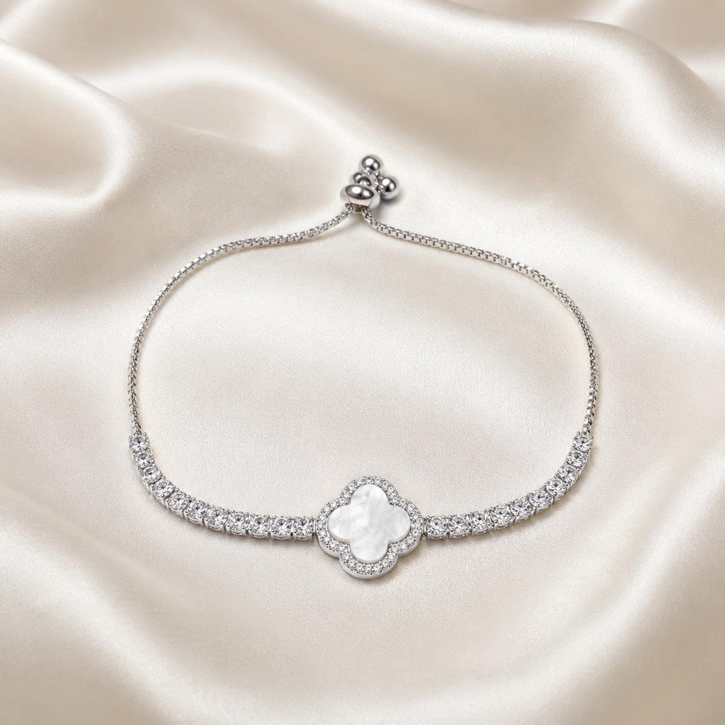 Pulseira Ajustável Trevo de Quatro Folhas com Madrepérola e Zircônias | Pulseira Feminina Dourada e Prateada Acessório Elegante para Presente