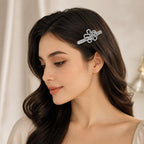 Presilha Flor Cinco Pétalas Oca Cheia de Zircônias | Grampo Elegante Dourado e Prateado para Cabelo Uso Diário e Festas