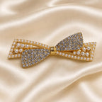 Presilha Laço com Pérolas e Zircônias Dupla Textura | Grampo Elegante Dourado e Prateado para Cabelo Dia a Dia e Festas