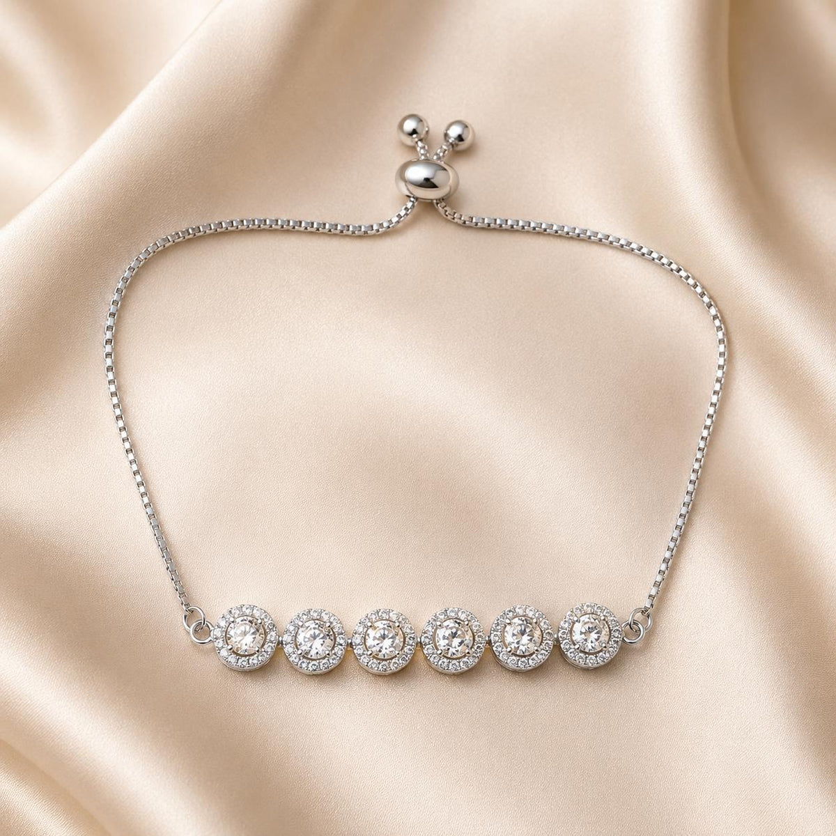 Pulseira Ajustável com Seis Pedras Zircônias Circulares Brilhantes | Pulseira Feminina Dourada e Prateada Acessório Elegante Delicado para Presente