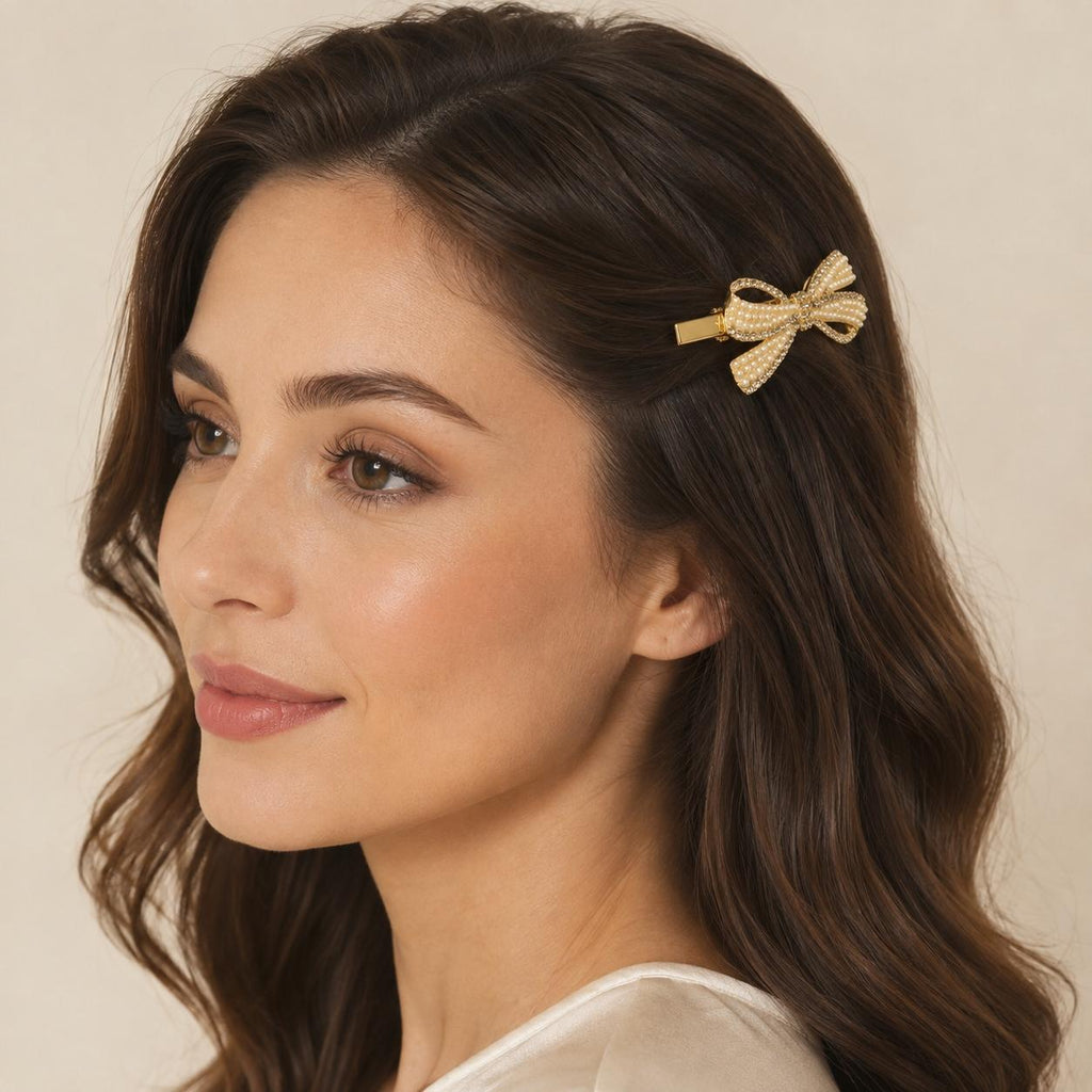 Clipe Laço Cheio de Pérolas com Borda de Zircônias Elegante | Clipe Dourado e Prateado para Cabelo Dia a Dia e Festas