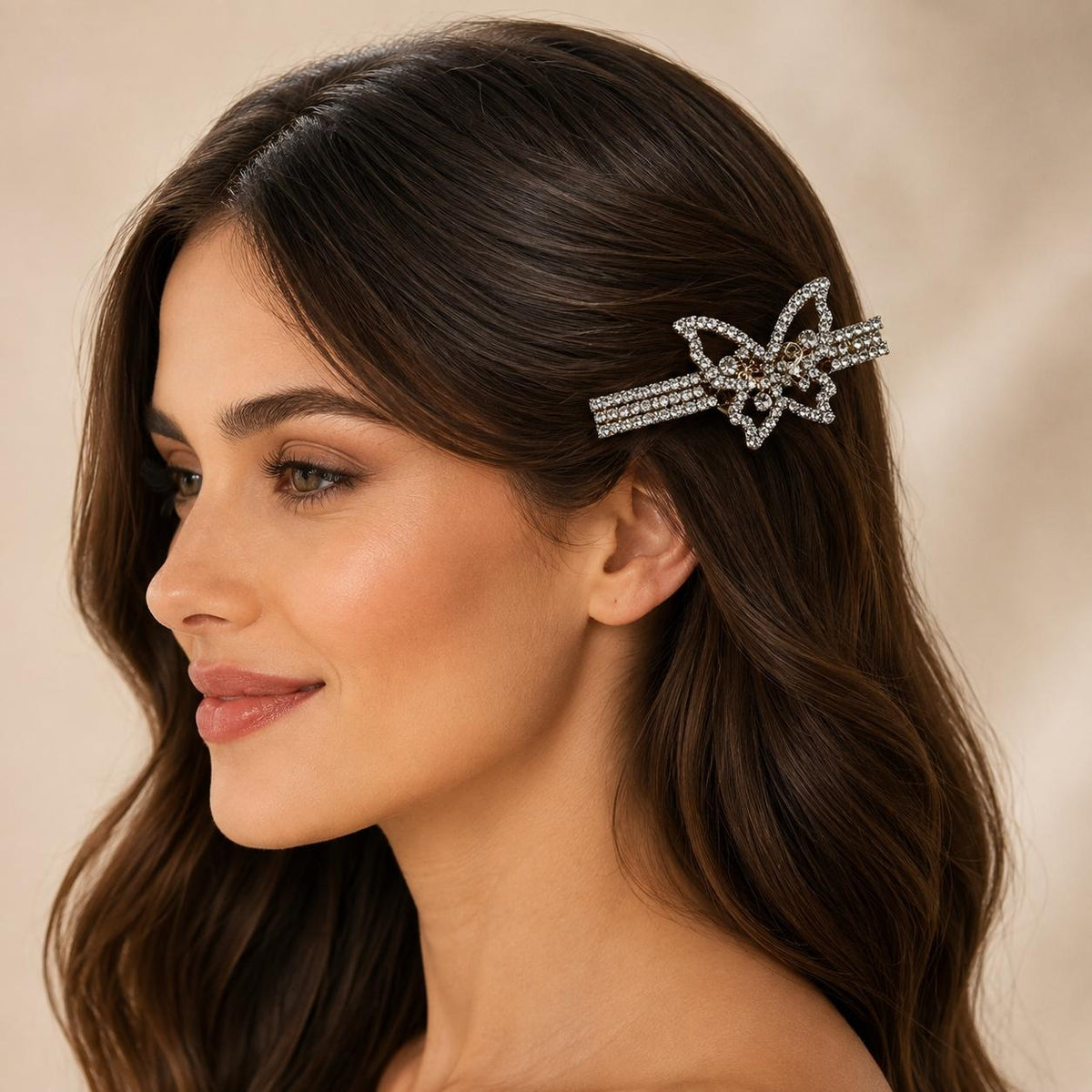 Presilha Borboleta Vazada com Zircônias Brilhantes | Grampo Dourado e Prateado Acessório Feminino Elegante para Cabelo