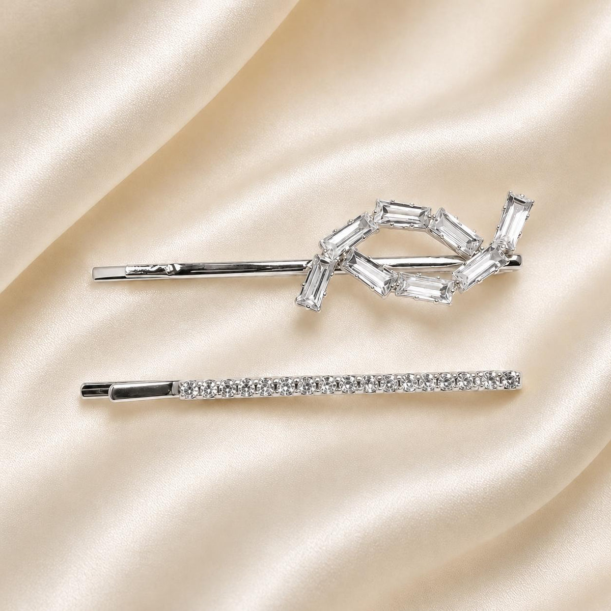 Kit Grampo de Cabelo Nó com Zircônia 2 Peças | Presilha Feminina Delicada Dourado e Prateado