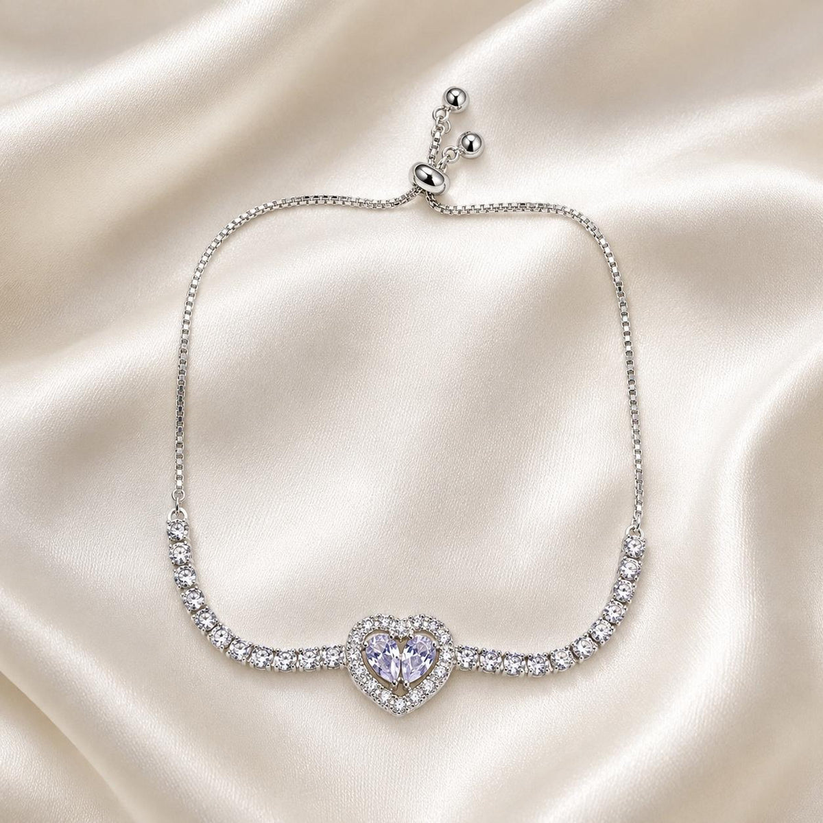 Pulseira Ajustável Coração com Duas Pedras Zircônia e Corrente Cheia de Cristais | Pulseira Feminina Dourada e Prateada Acessório Romântico para Presente