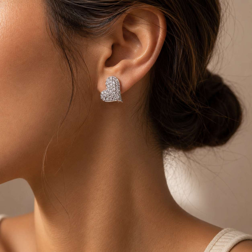 Amor em Cada Detalhe Brinco Coração em Zircônia Luxo Elegância Romântica e Glamouroso para Mulheres Charmosas