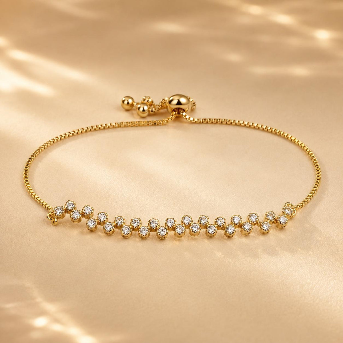Pulseira Ajustável Fileira de Flores com Zircônias Brilhantes | Pulseira Feminina Dourada e Prateada Acessório Delicado Luxuoso Presente para Mulher