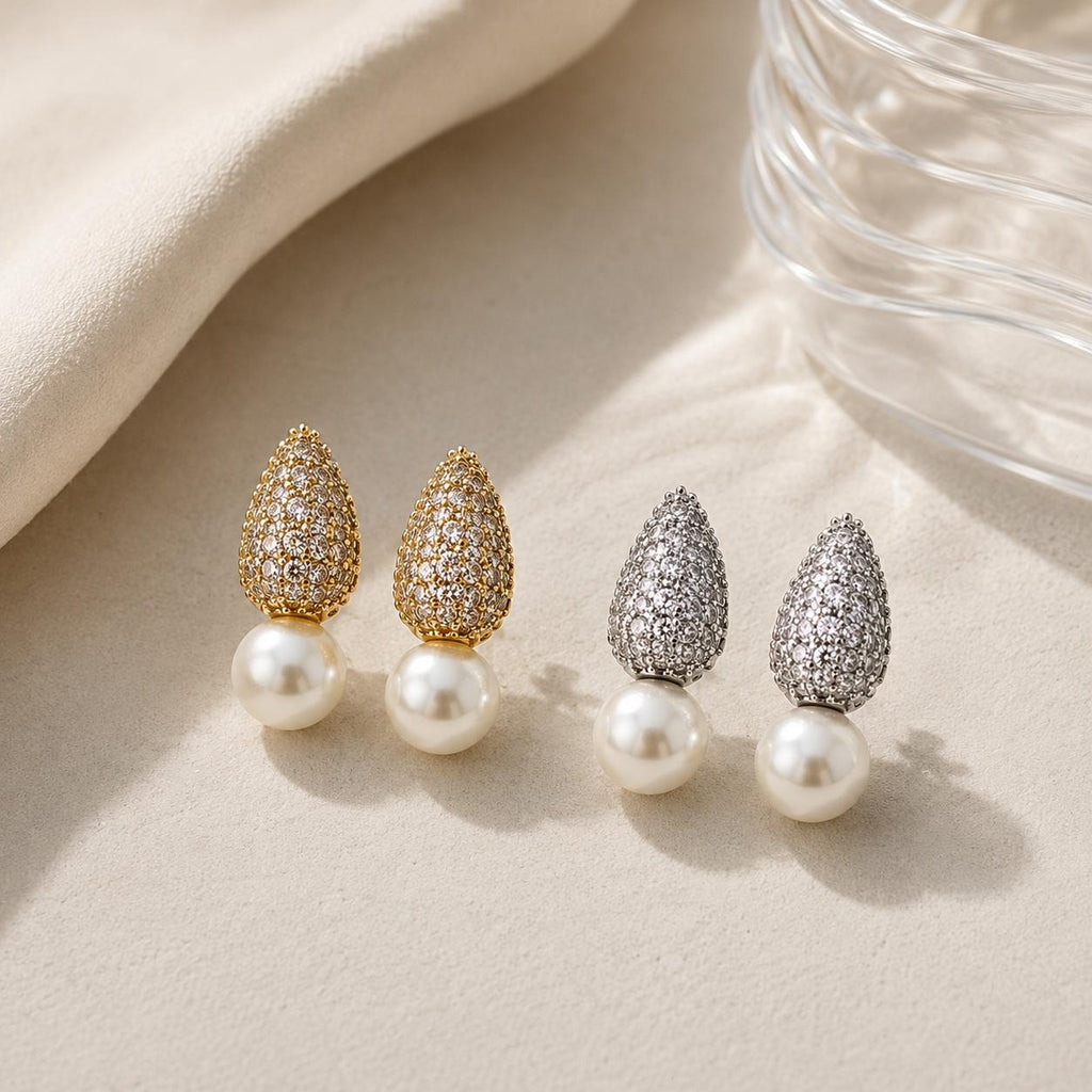 Brinco Pendente com Zircônias em Forma de Gota e Pérola